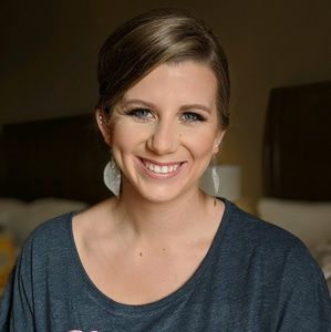 Meet your Posher, Carli